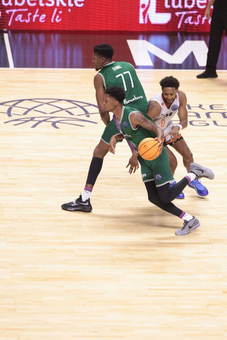 El Unicaja-Le Mans, en imágenes