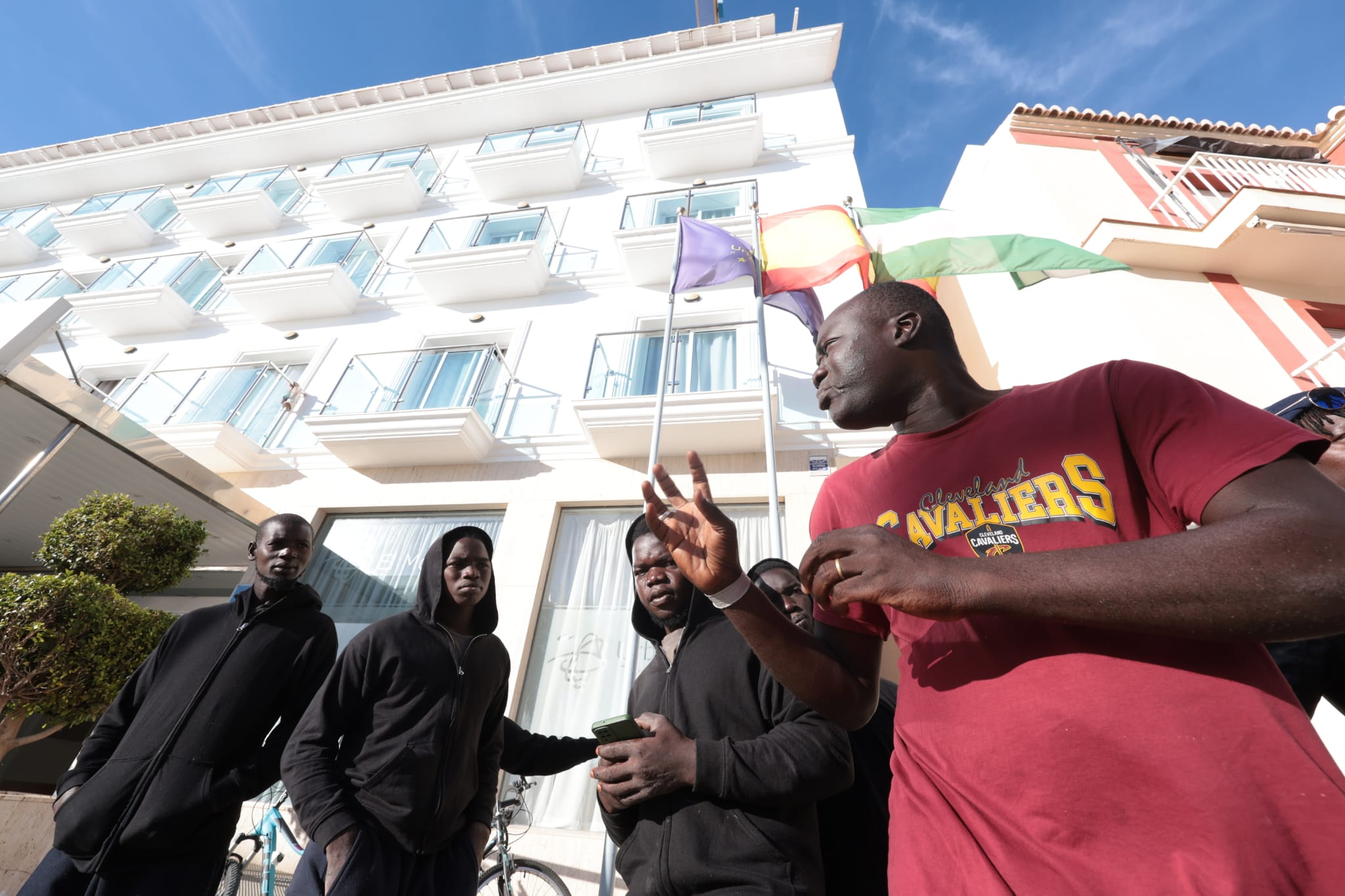 Inmigrantes alojados en un hotel de El Morche procedentes de Canarias
