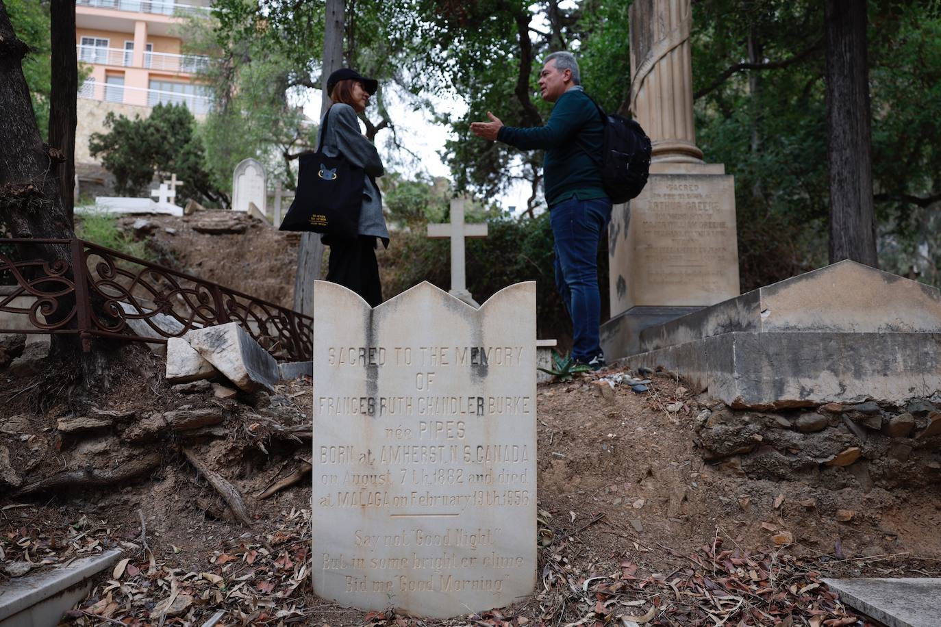 Epitafios en Málaga, un recorrido por las frases lapidarias