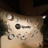 El photocall más original de los Latin Grammy es de una malagueña