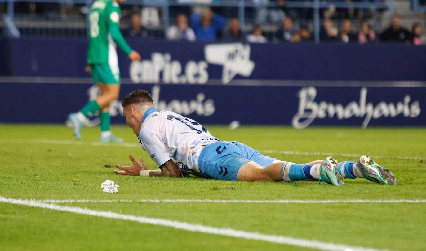 El Málaga-Alcoyano en La Rosaleda, en imágenes