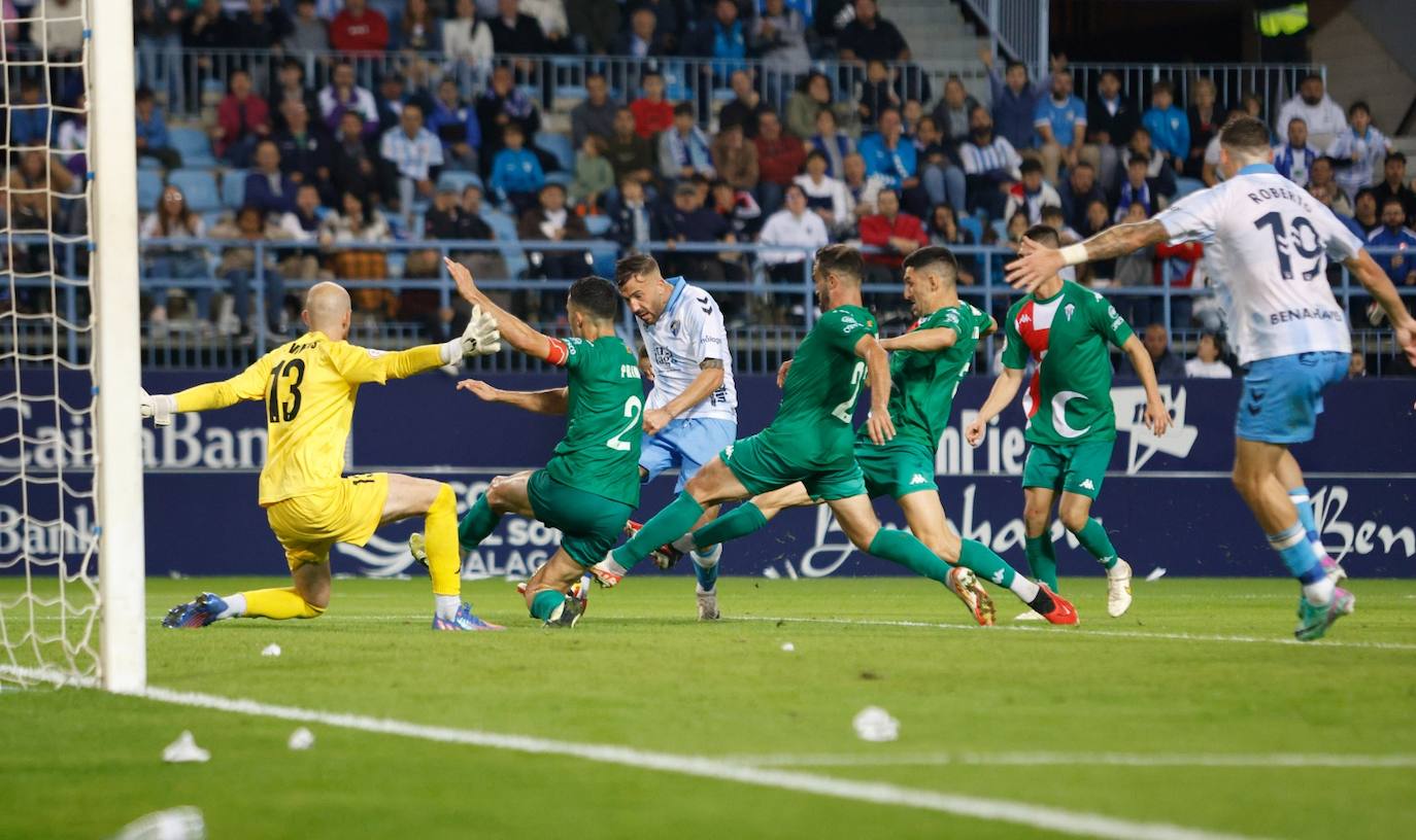 El Málaga-Alcoyano en La Rosaleda, en imágenes