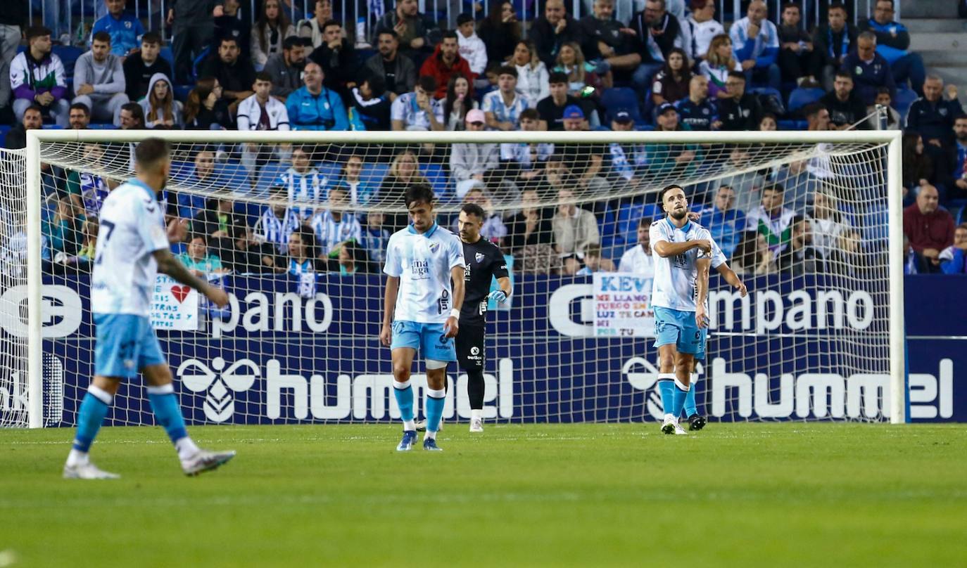 El Málaga-Alcoyano en La Rosaleda, en imágenes