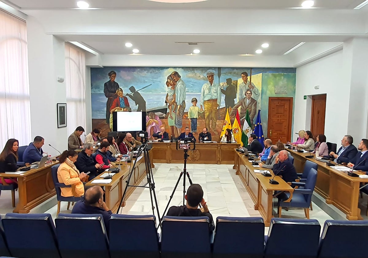 La Corporación Municipal, durante el debate presupuestario.