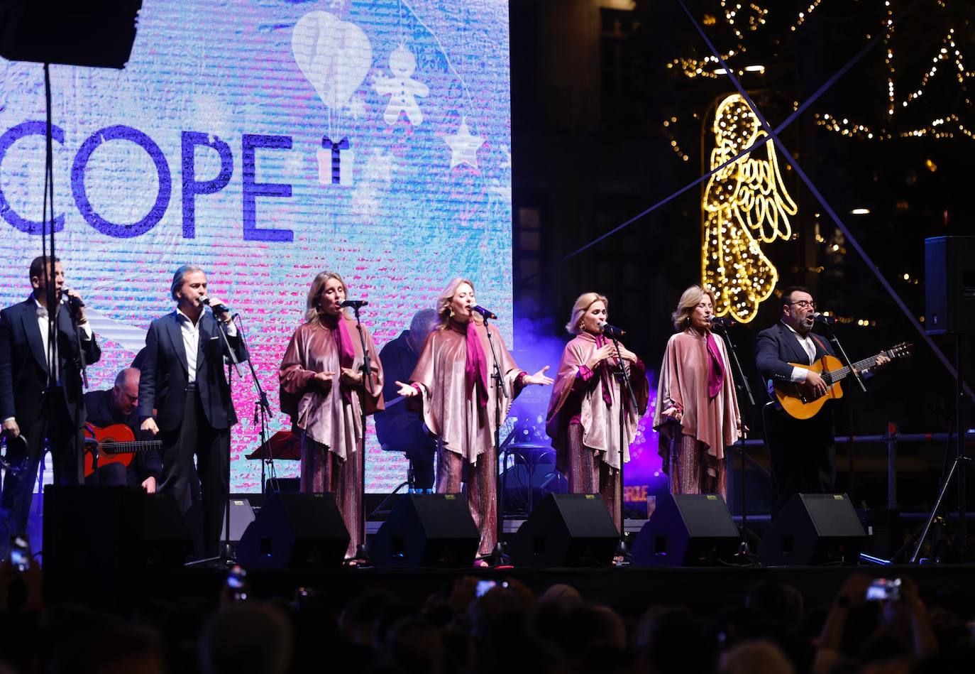 Málaga inaugura su alumbrado de Navidad 2023