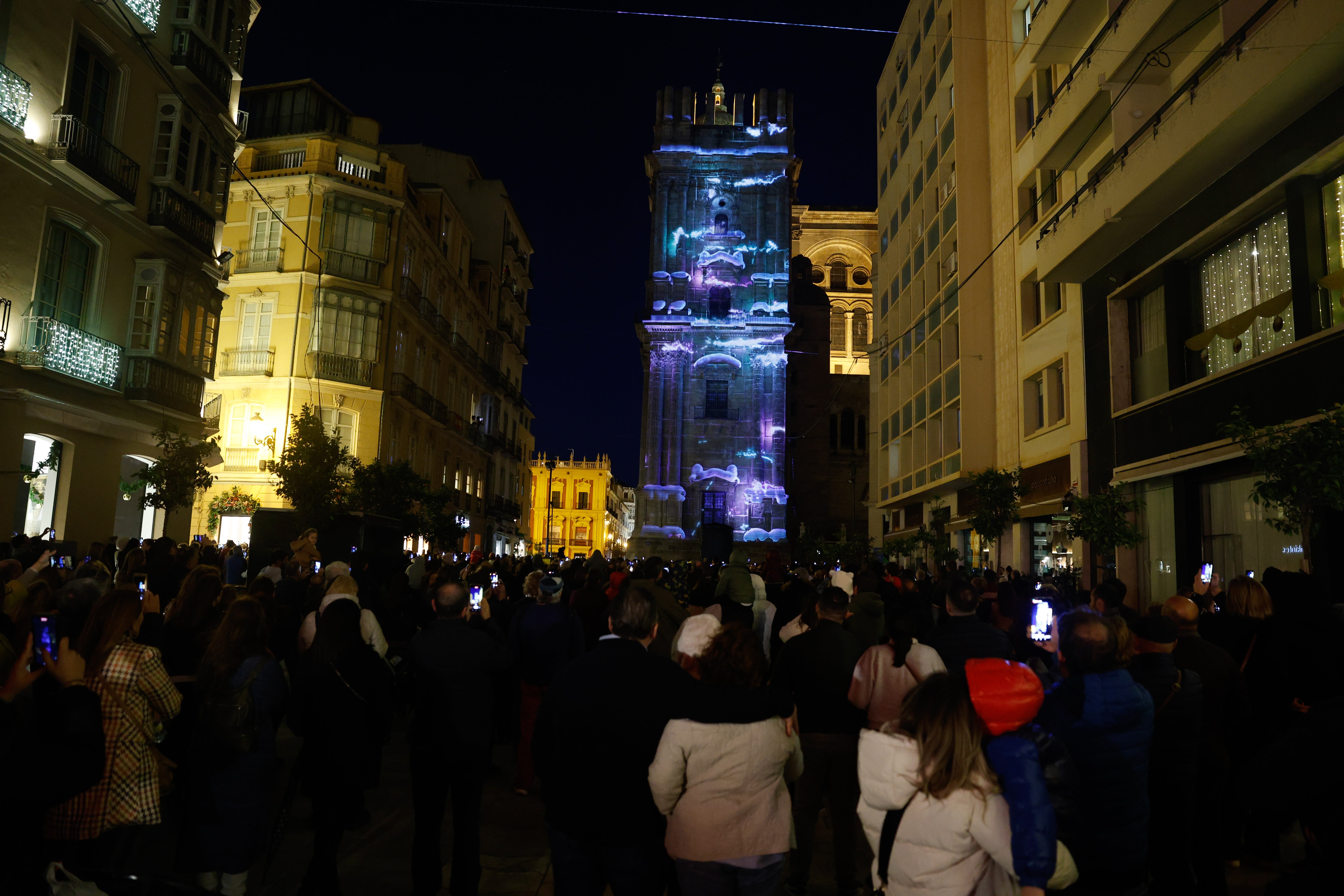 Así es el videomapping y la iluminación de la Catedral de Málaga