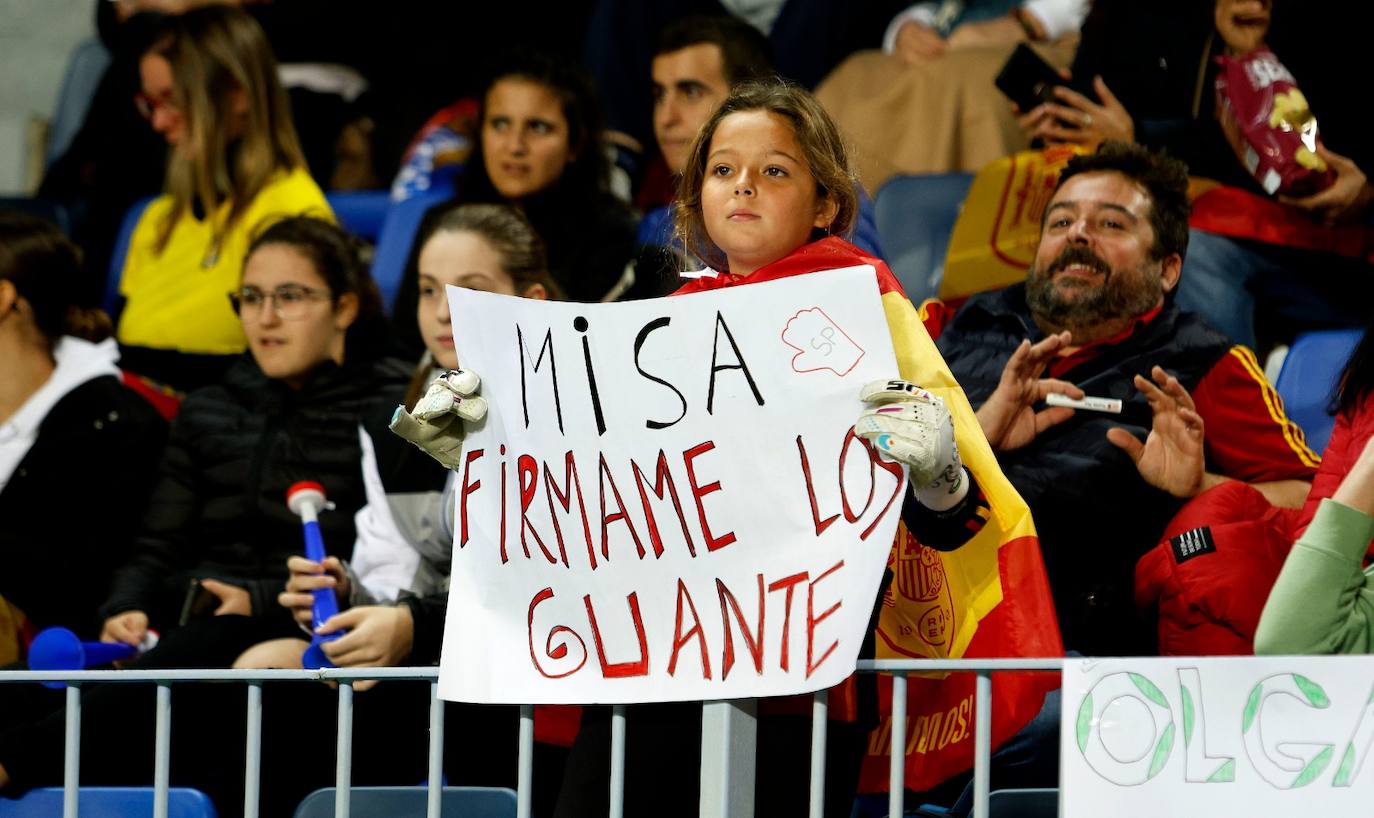 El España- Suecia en La Rosaleda, en imágenes