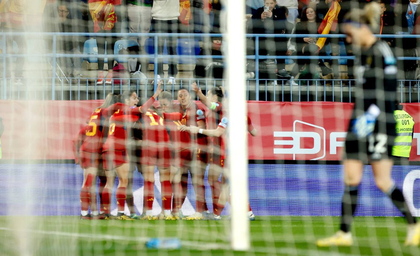 El España- Suecia en La Rosaleda, en imágenes