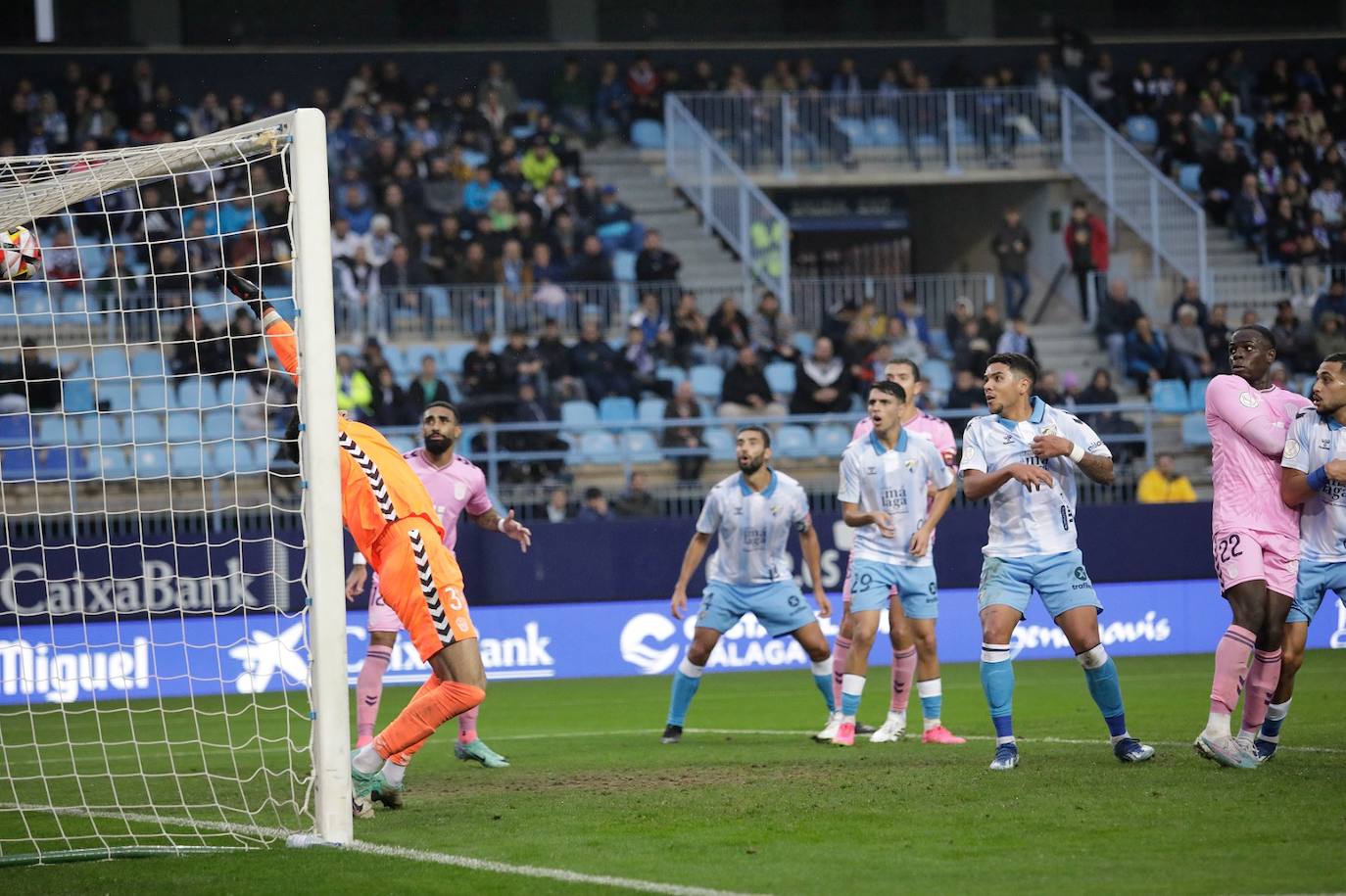 El Málaga-Eldense de la Copa del Rey, en imágenes