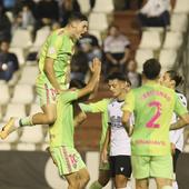 Larrubia pidió perdón en su primer gol con el Málaga: «Es un encuentro de emociones»