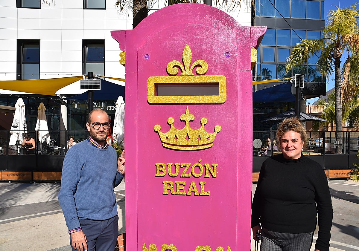 Uno de los buzones instalados para recibir las cartas dirigidas a Melchor, Gaspar y Baltasar.