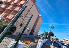 El cuartel de la Guardia Civil en Rincón de la Victoria, ubicado en el núcleo de Torre de Benalgabón, uno de los puestos principales de la Comandancia en la provincia de Málaga.