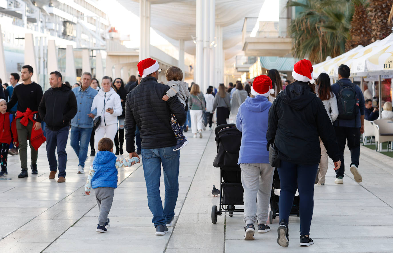Paseos en familia por el día de Navidad en Málaga