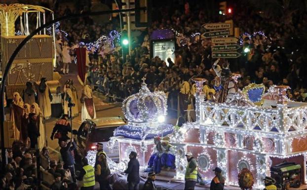 Guía con todo lo que necesitas saber sobre la centenaria Cabalgata de los Reyes Magos en Málaga 