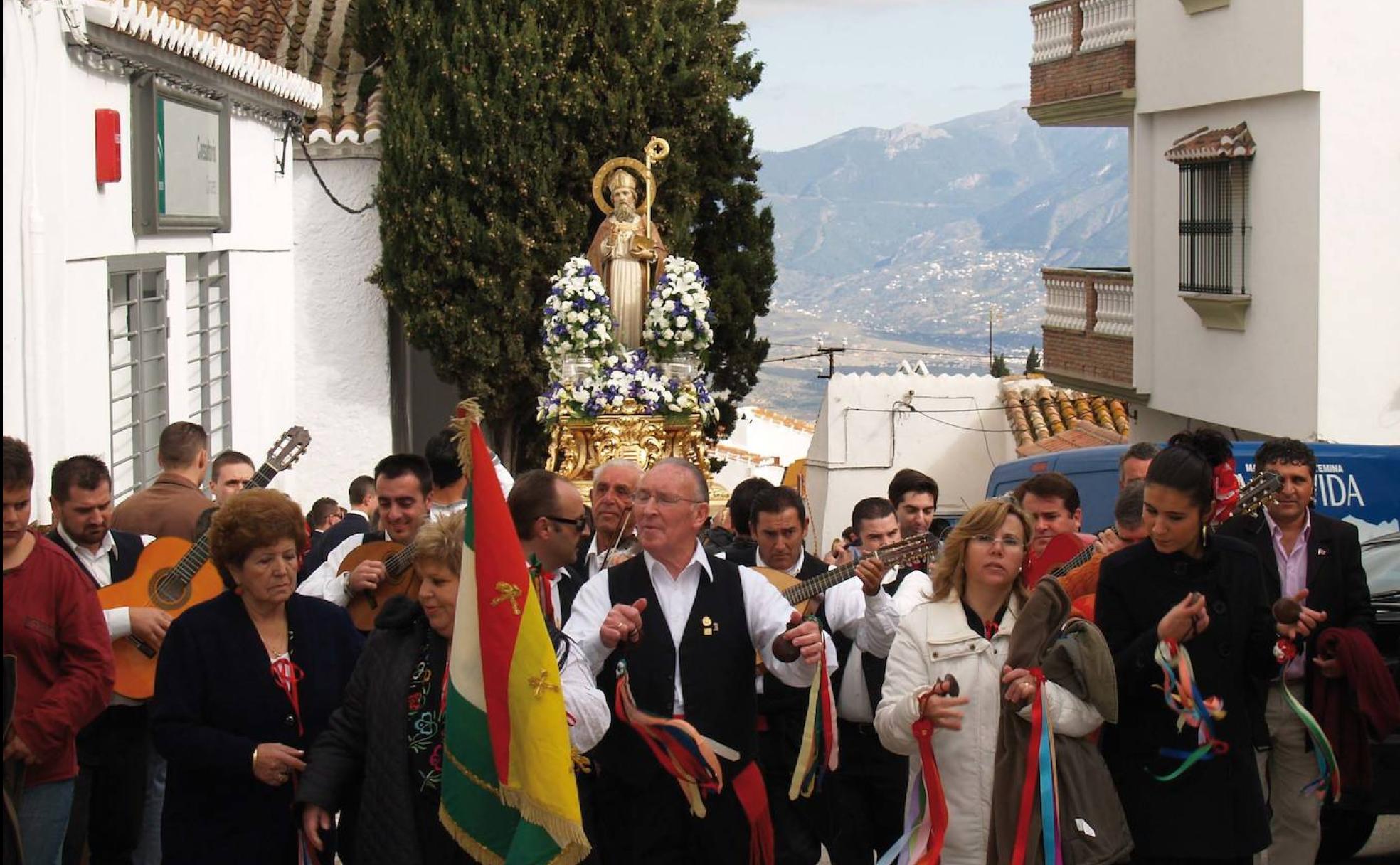 Este sábado San Hilario recorrerá las calles de Comares a ritmo de verdiales. 