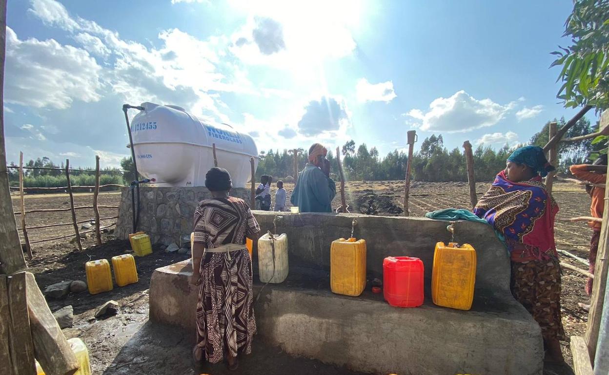 El nuevo proyecto permitirá sumar dos poblados más de esta zona de Etiopía con agua potable para sus necesidades. 