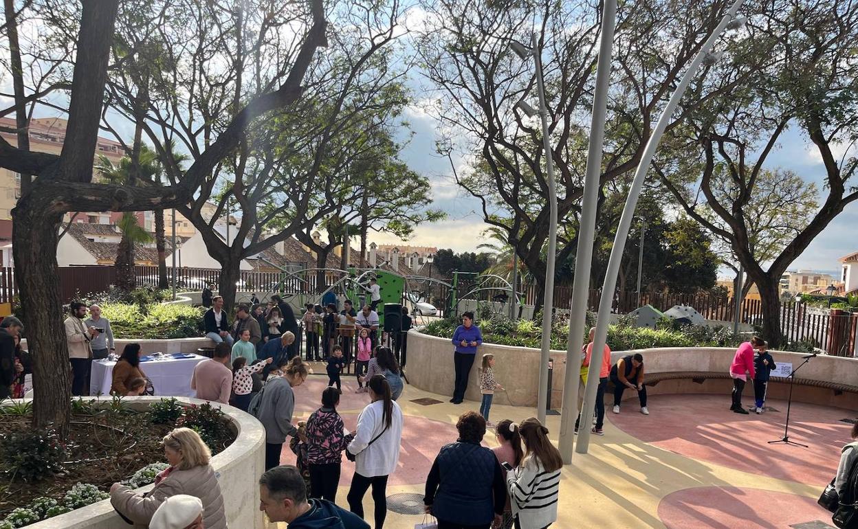 Finalizada la remodelación del parque de la calle Juanar
