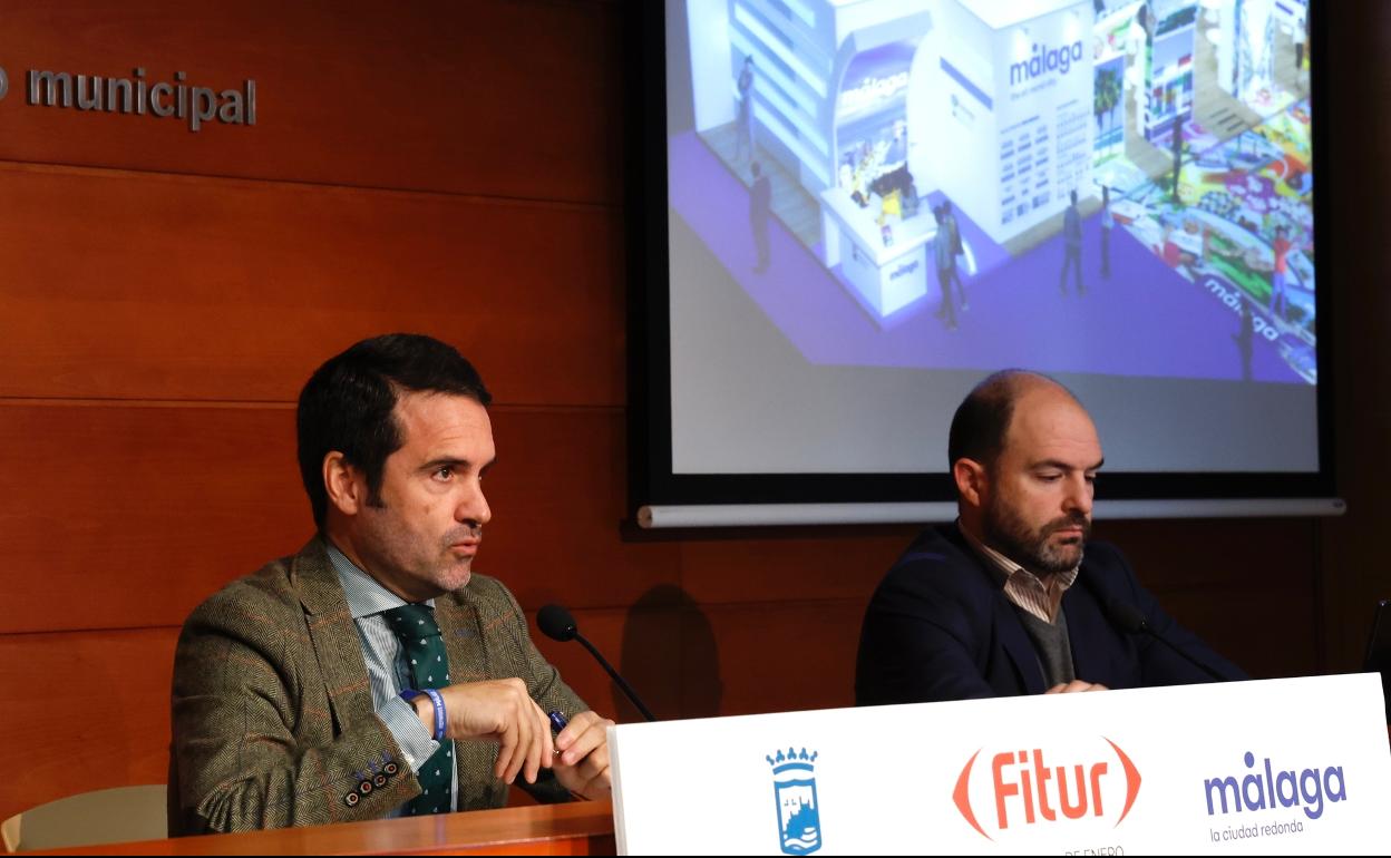 Florido y Gómez, durante la presentación de la participación de Málaga en Fitur. 