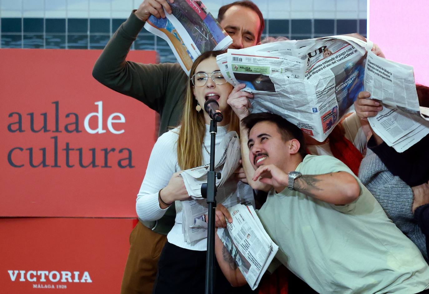 Los alumnos del taller de teatro revolucionaron la Fábrica Cervezas Victoria 