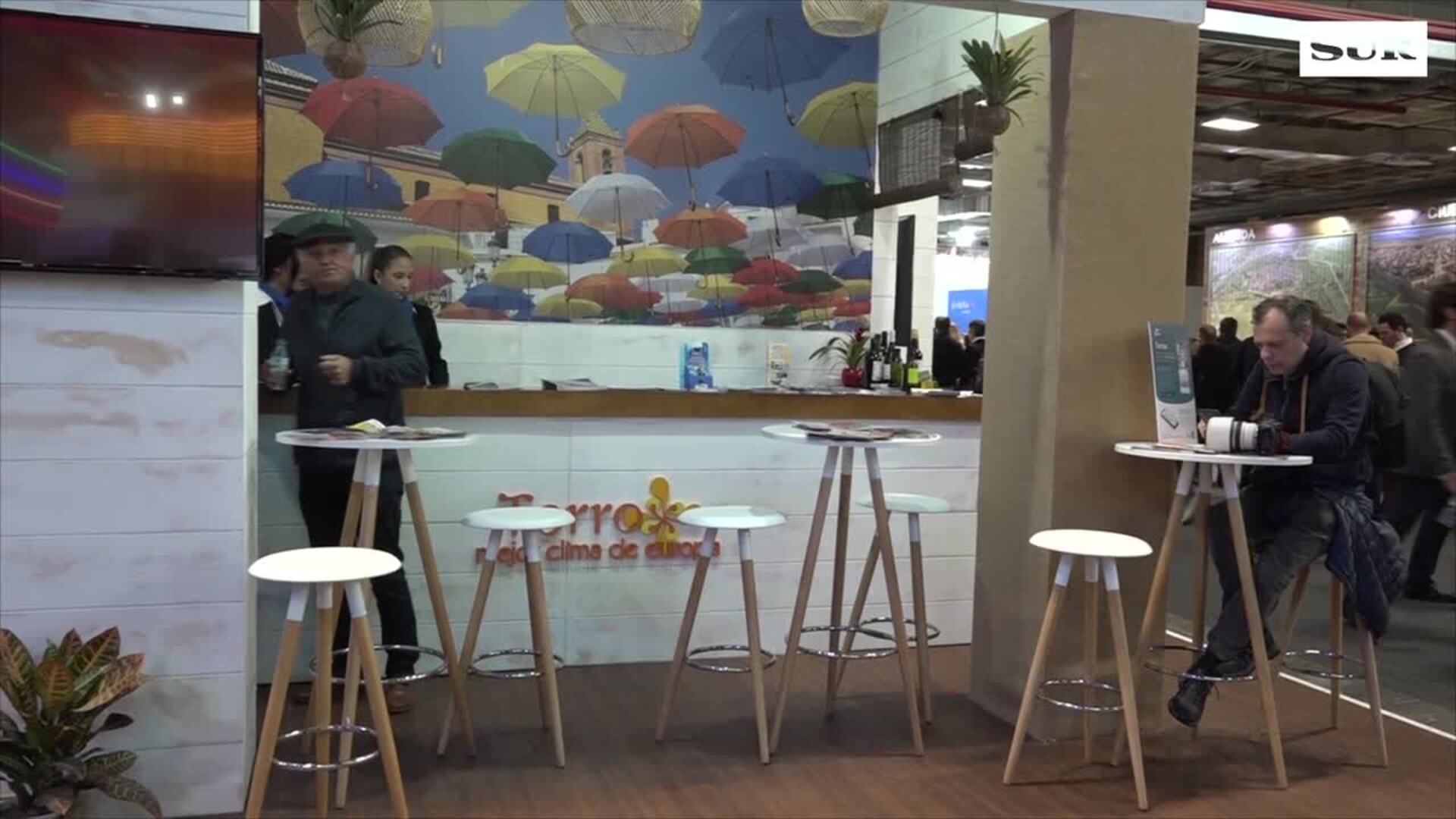 Fitur 2023 | Óscar Medina, alcalde de Torrox: "Torrox repite este año presencia en Fitur, pero con el doble de espacio"
