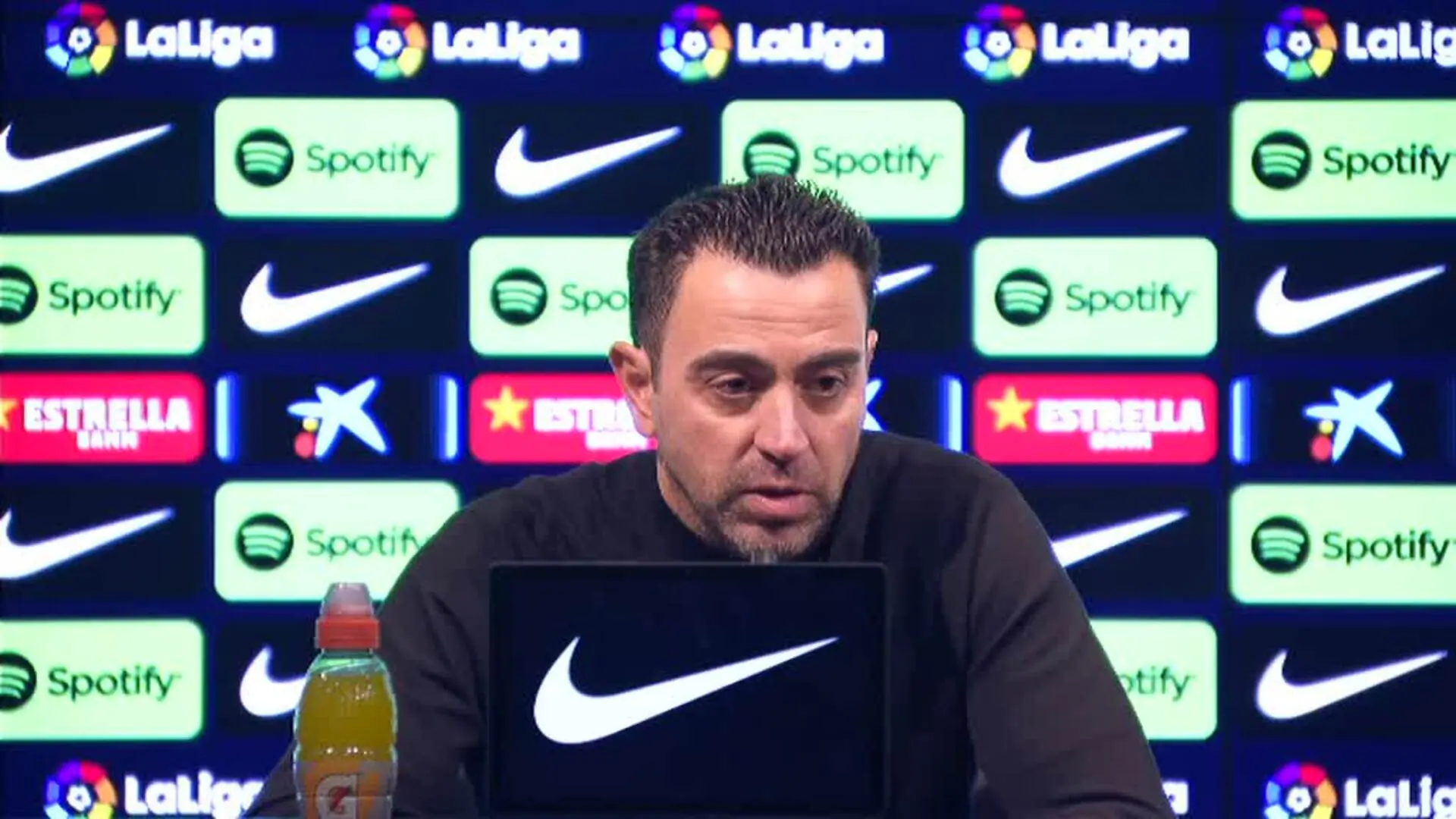 Xavi matiza sus palabras por el 'caso Alves' y pide disculpas a la víctima