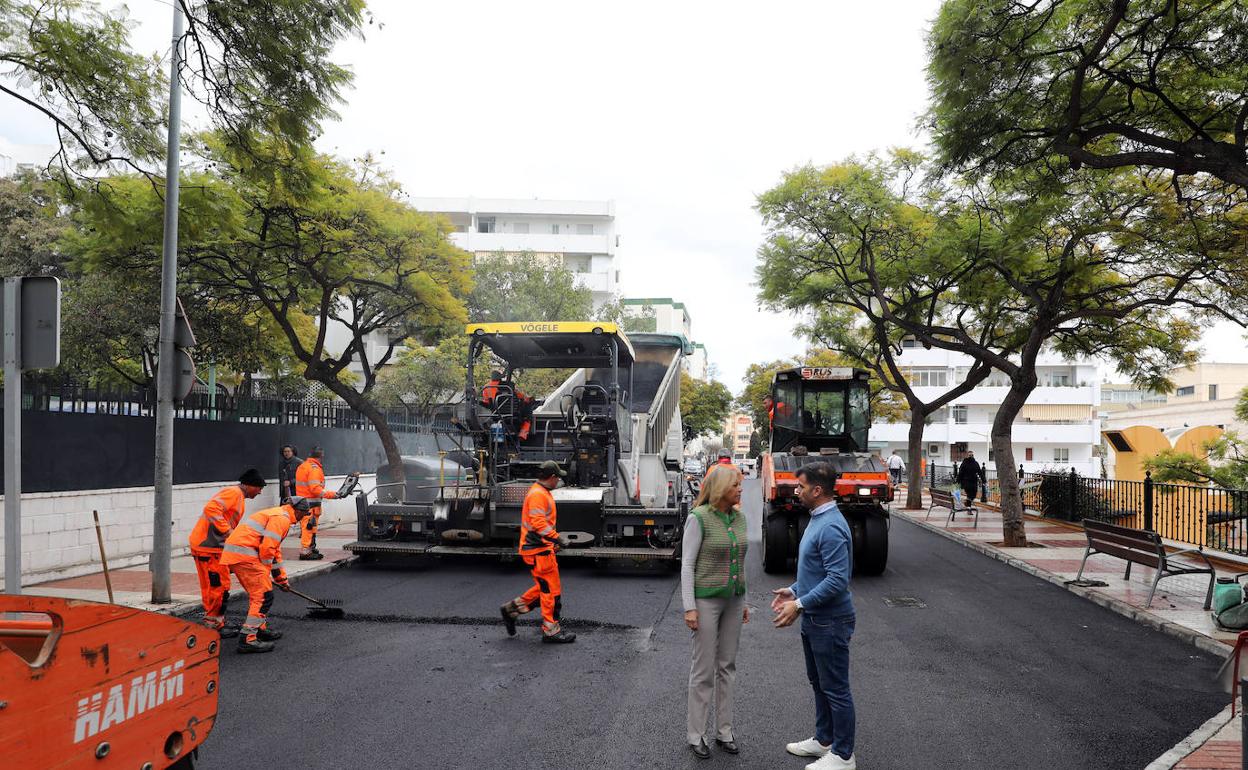 La alcaldesa, Ángeles Muñoz, y el concejal de Obras, Diego López, han visitado los trabajos. 