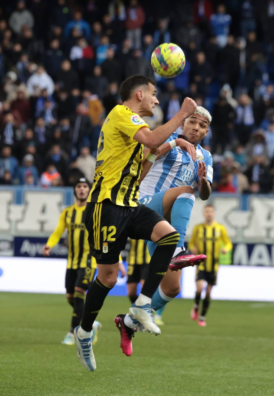 Derrota del Málaga en casa ante el Oviedo. 