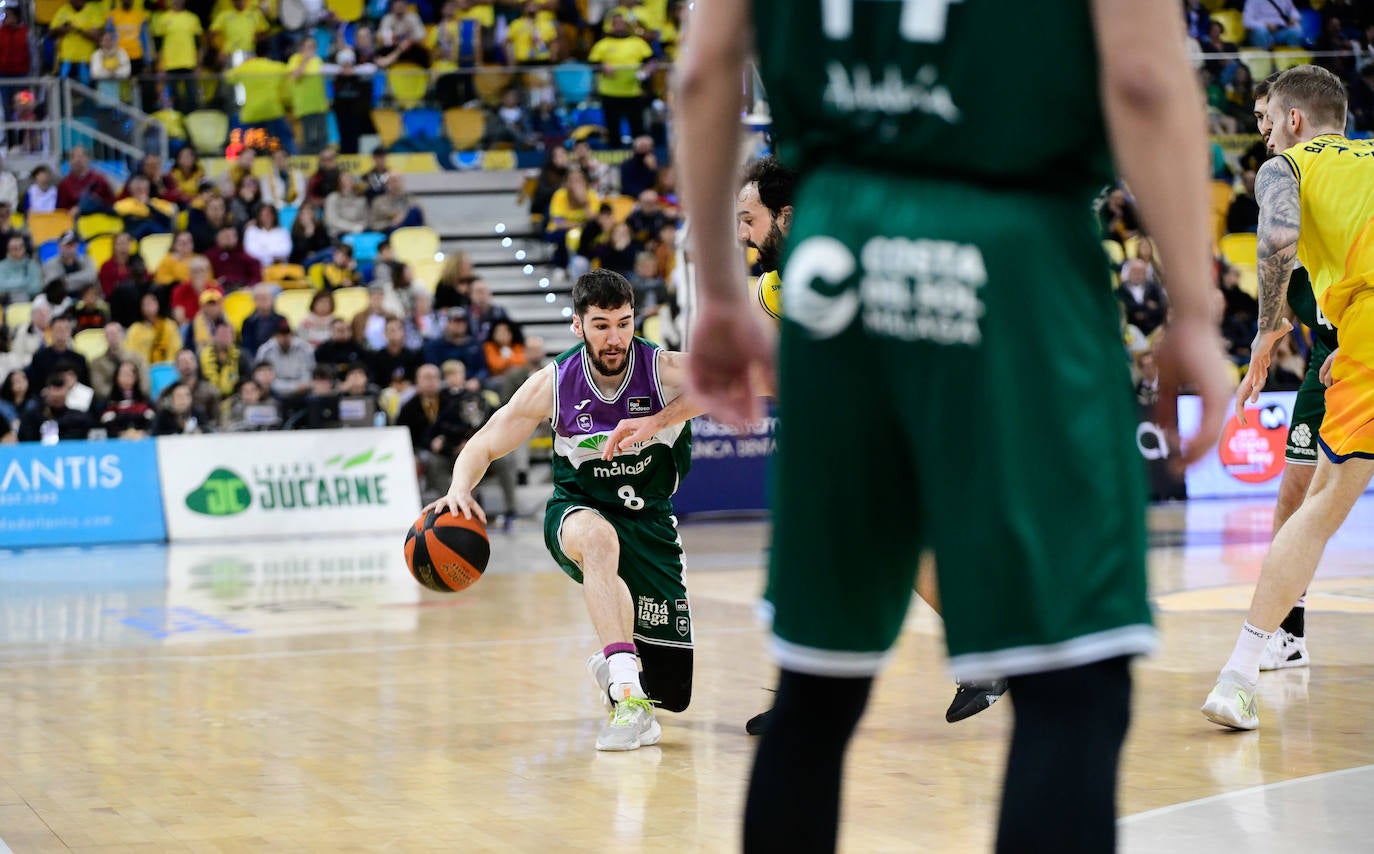 Derrota del Unicaja ante el Gran Canaria (88-70). 