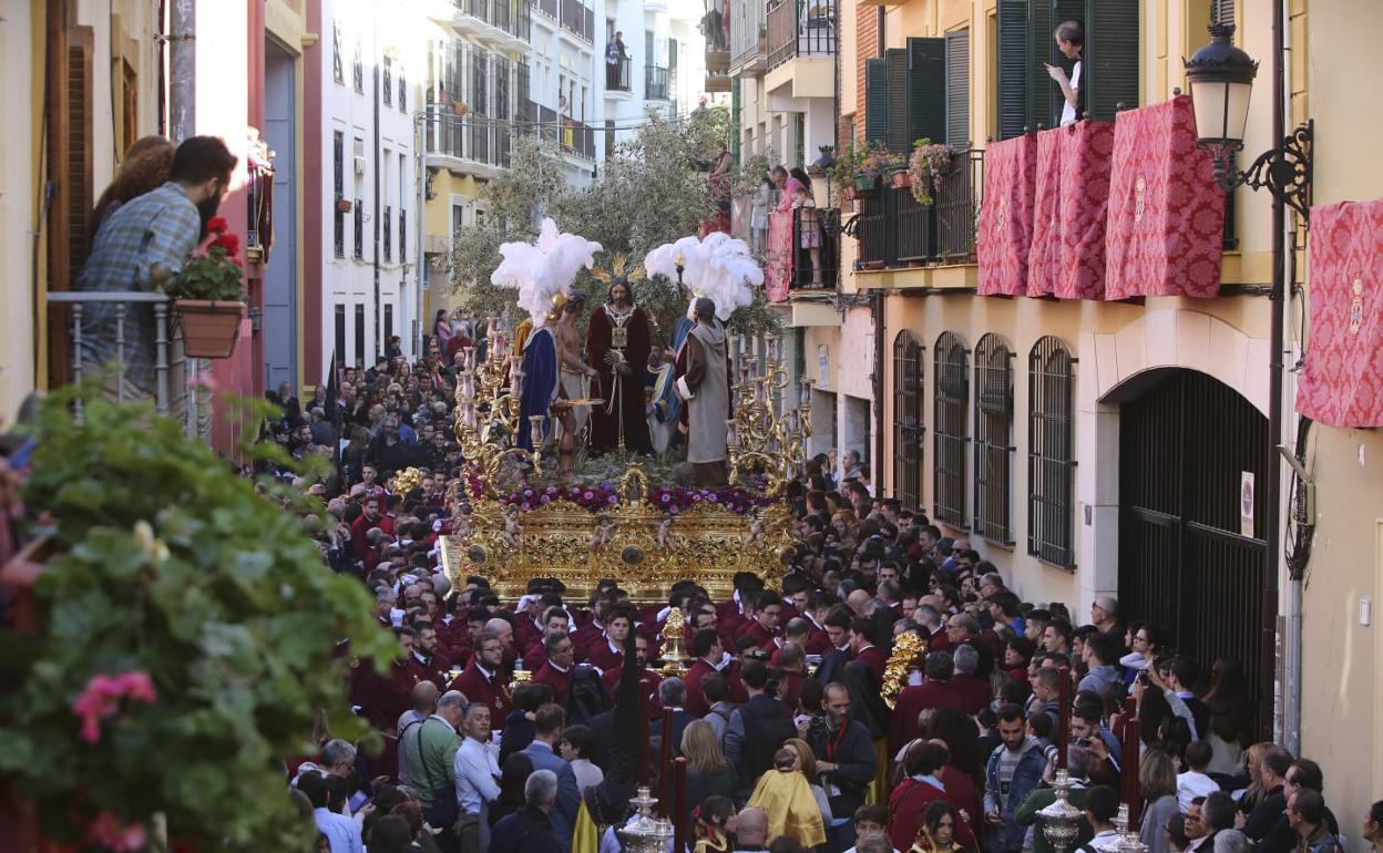 Salida procesional de Jesús del Rescate.