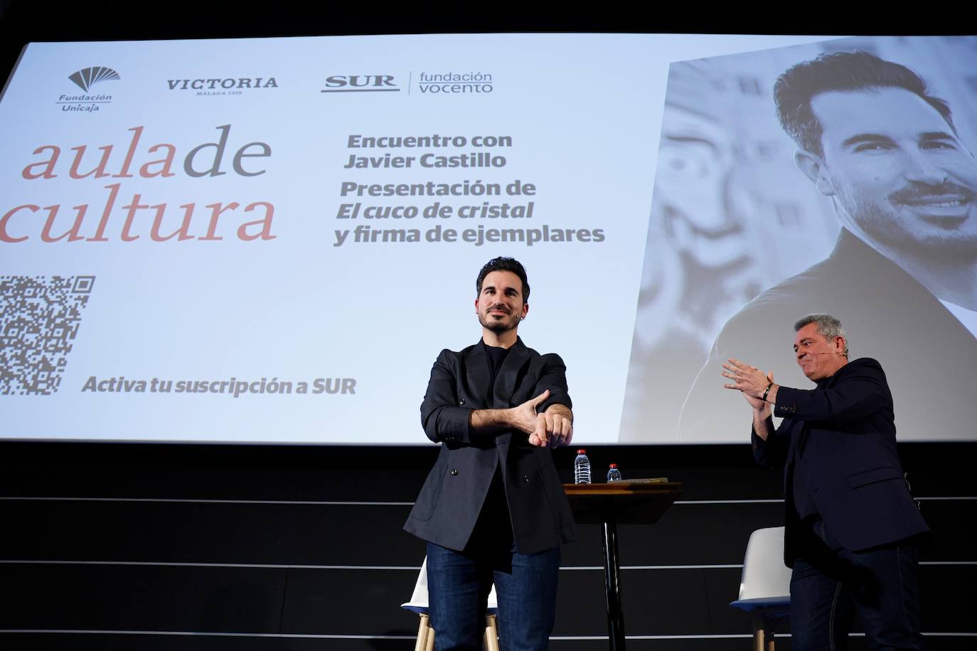 El Albéniz se llenó, tanto por dentro como por fuera, de cientos de seguidores de Castillo 