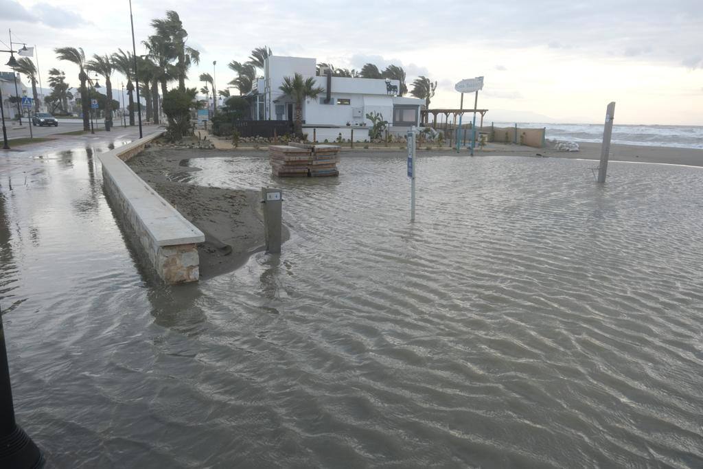 Paseo marítimo de Torremolinos, este sábado.