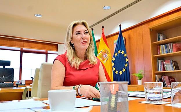Carolina España se refiere a la tributación de las grandes fortunas como 
