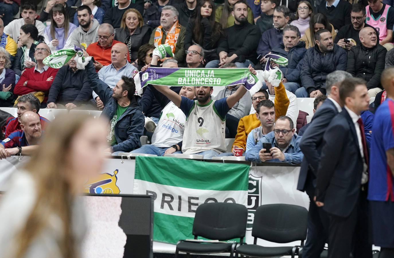 Las mejores fotografías del Barcelona-Unicaja de la Copa del Rey de Baloncesto 2023. 