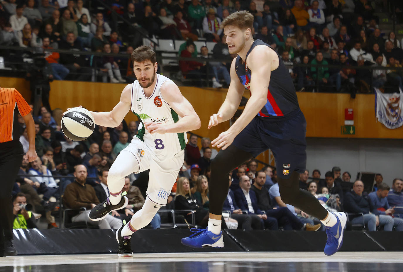 Las mejores fotografías del Barcelona-Unicaja de la Copa del Rey de Baloncesto 2023. 