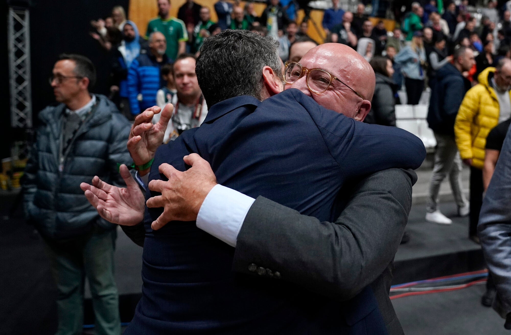 Fotos: La alegría del Unicaja tras eliminar al Barcelona