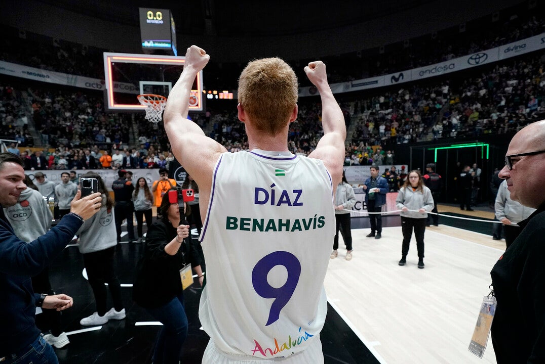 Un partido cargado de morbo y tensión disputado en el Olimpic de Badalona