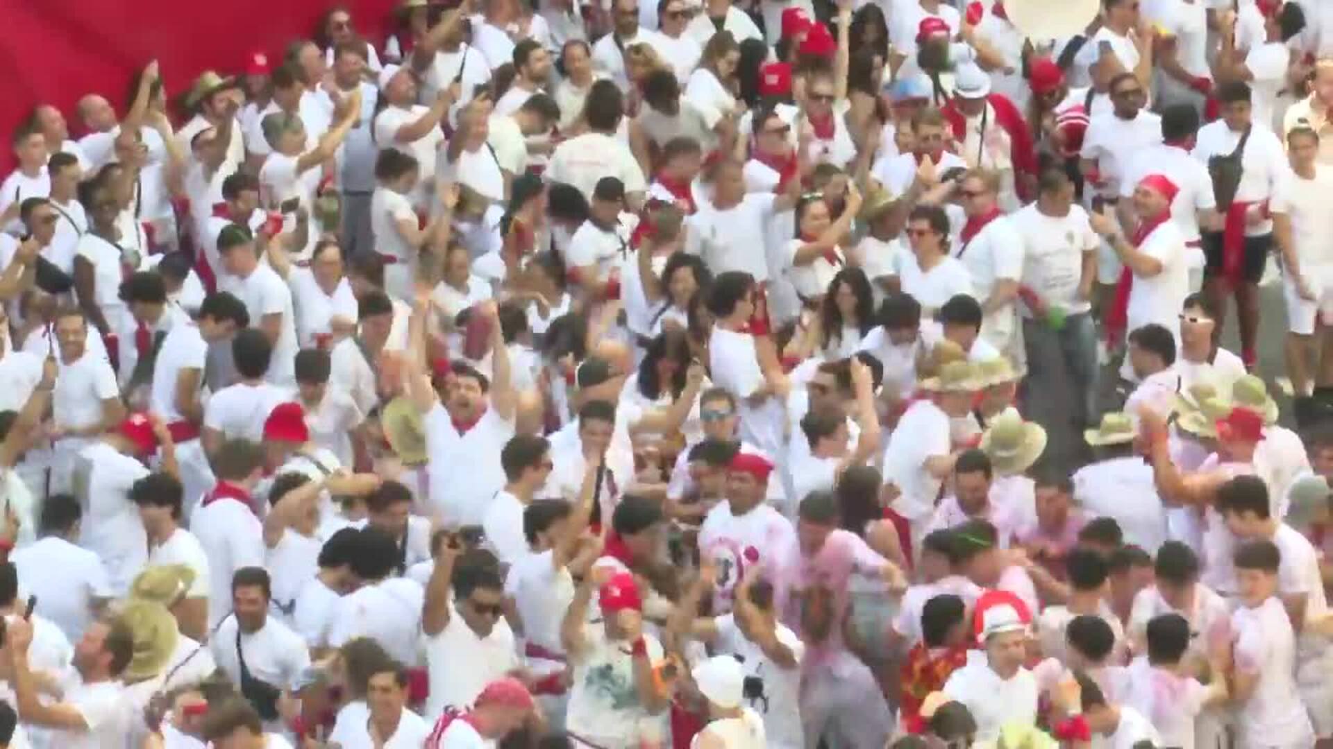 Comienzan los Sanfermines de 2023 con un chupinazo multitudinario