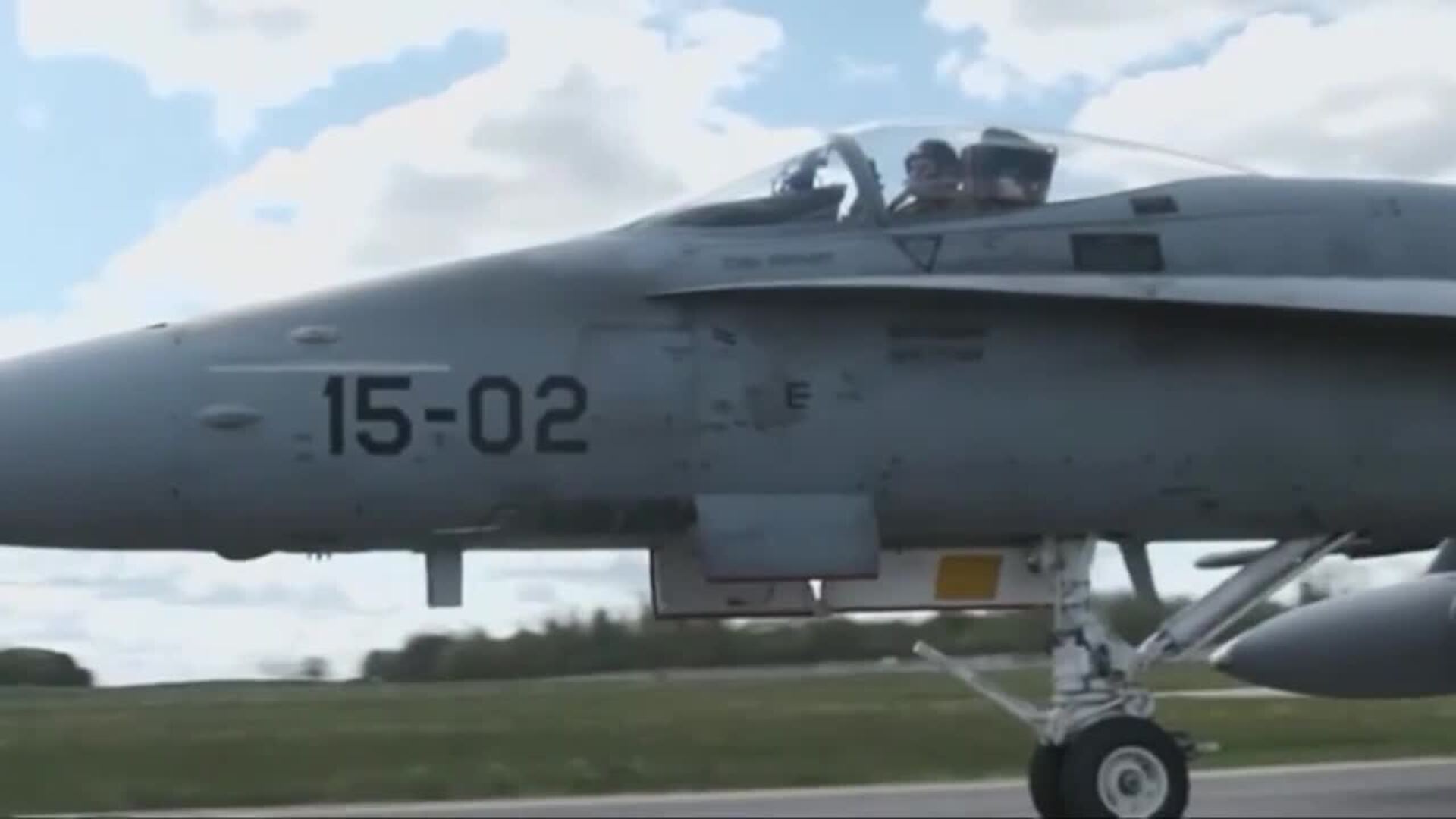Zelenski pide que se acelere la incorporación de los F-16 para contener a Rusia