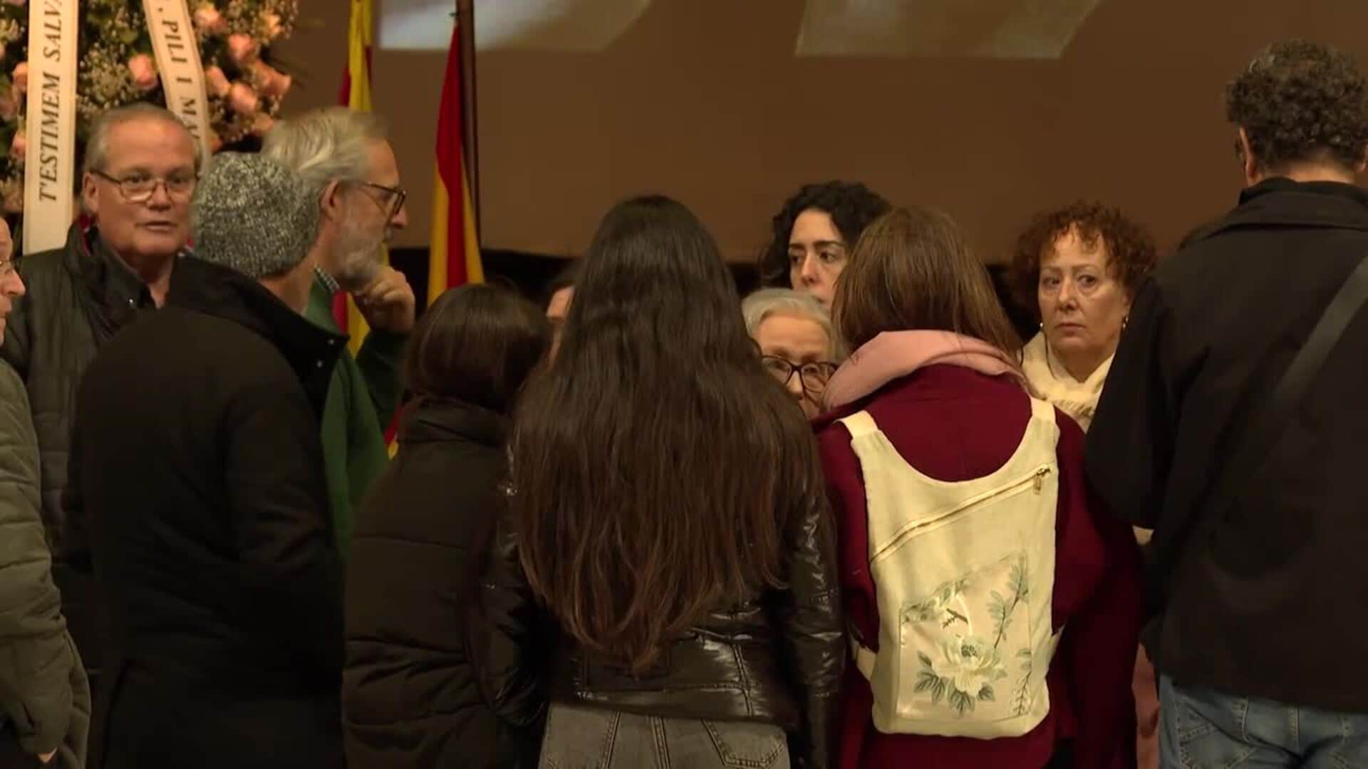Empieza el velatorio abierto de Itziar Castro en Pallejà (Barcelona)