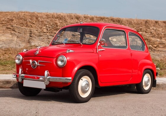 SEAT 600