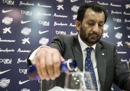 El jeque Abdullah Al-Thani, en la sala de prensa de La Rosaleda.