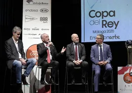 Antonio Martín, Francisco de la Torre, Javier Imbroda y Francis Salado, en el sorteo de la Copa del Rey de 2020, también celebrado en el Museo Picasso de Málaga.