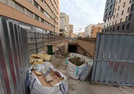 Tramo afectado por la rampa de excavación del metro en Callejones del Perchel.