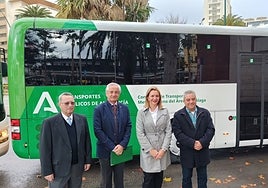 Presentación de los nuevos vehículos y servicios.