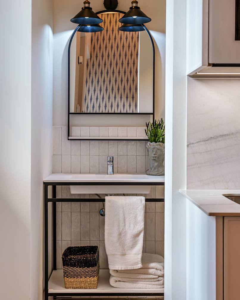 La rehabilitación de un destartalado edificio en el Centro de Málaga revela su floreciente pasado barroco