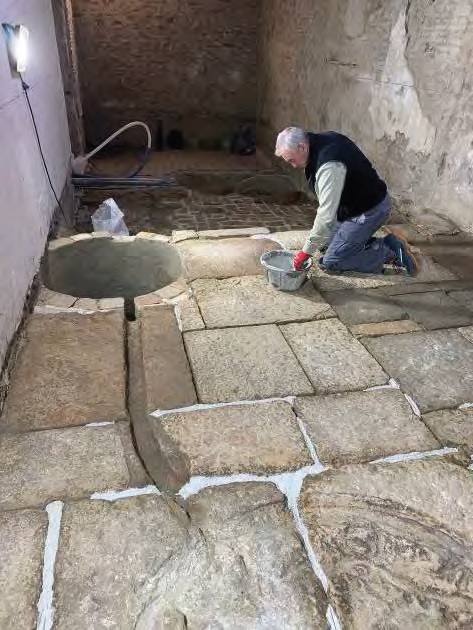 La rehabilitación de un destartalado edificio en el Centro de Málaga revela su floreciente pasado barroco