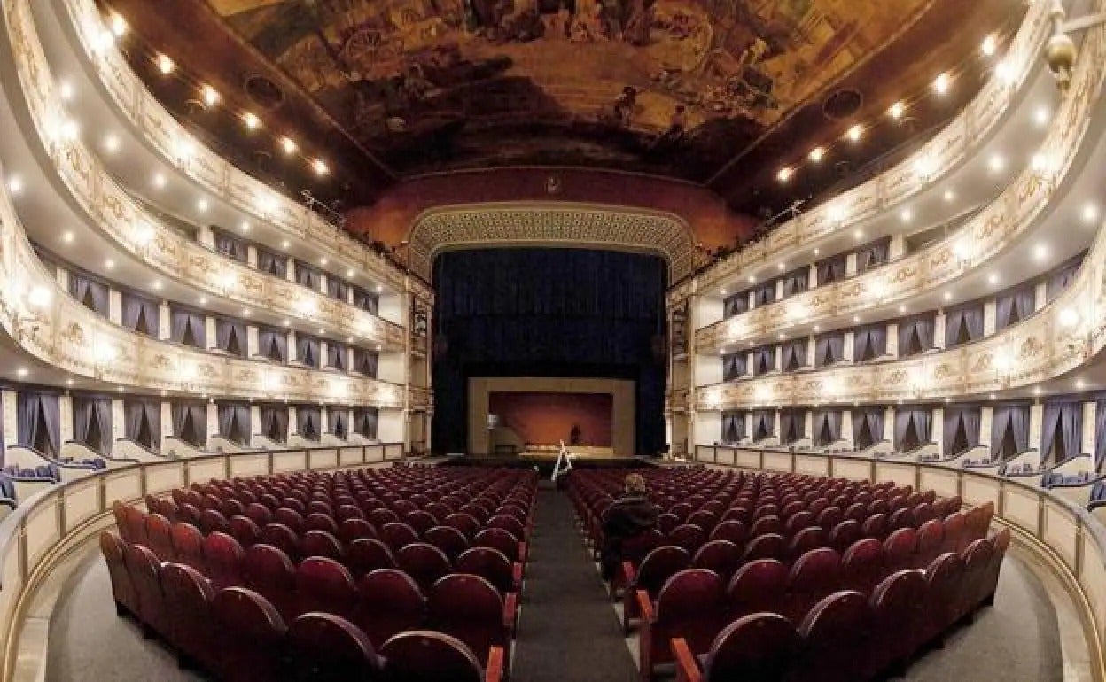 El Teatro Cervantes de Málaga busca cantantes de ópera: requisitos y fecha de las audiciones