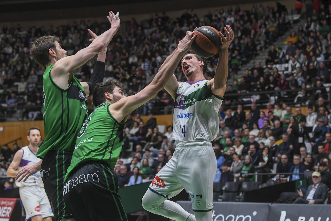 El Joventut-Unicaja, en imágenes