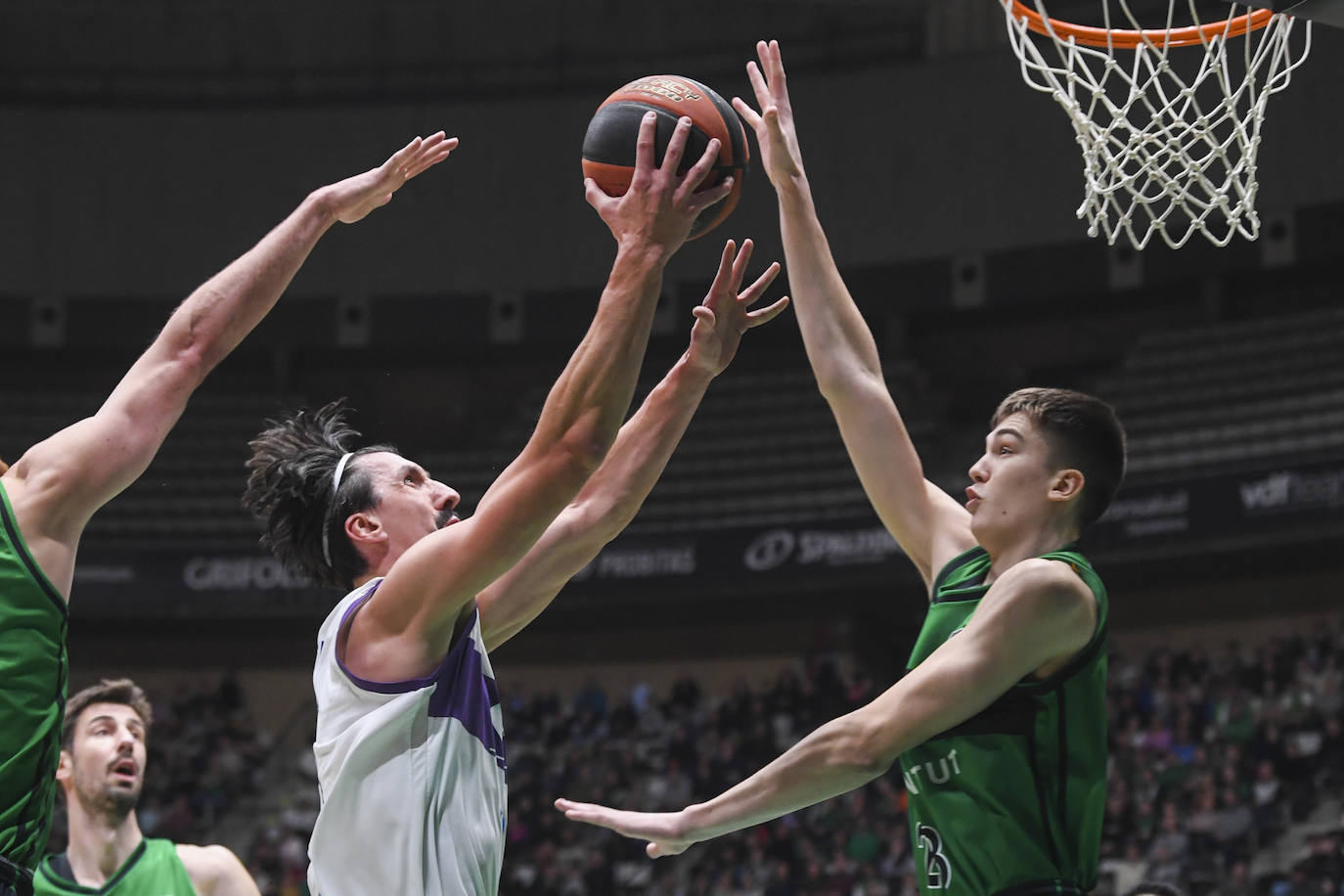 El Joventut-Unicaja, en imágenes