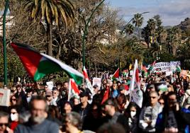 Cientos de manifestantes claman en Málaga por la paz en Gaza y piden embargos contra Israel